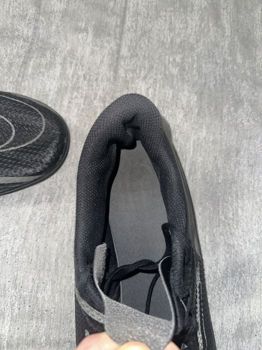 Ghete de fotbal Nike phantom , marimea 46