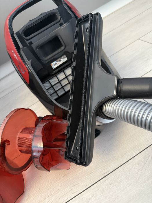 Aspirator Rowenta silence force 2,5l