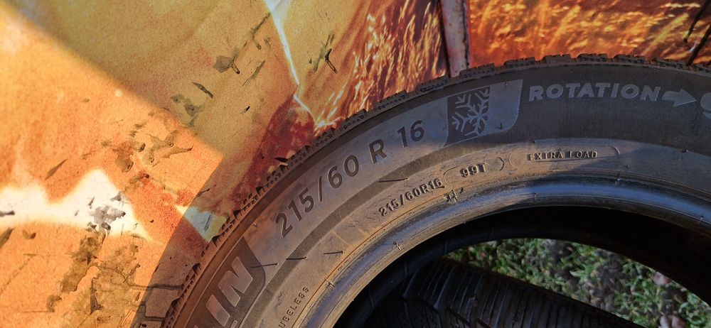 2 Anvelope Michelin  215 60 R16 M+S