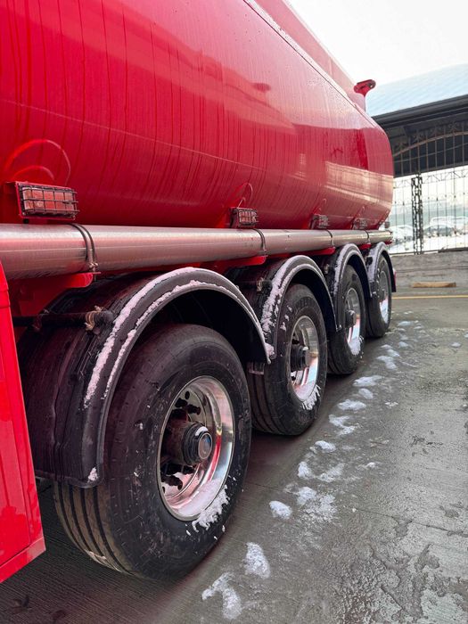 4 мостли Бензовоз цистерна "IZAZ TRAILERS"