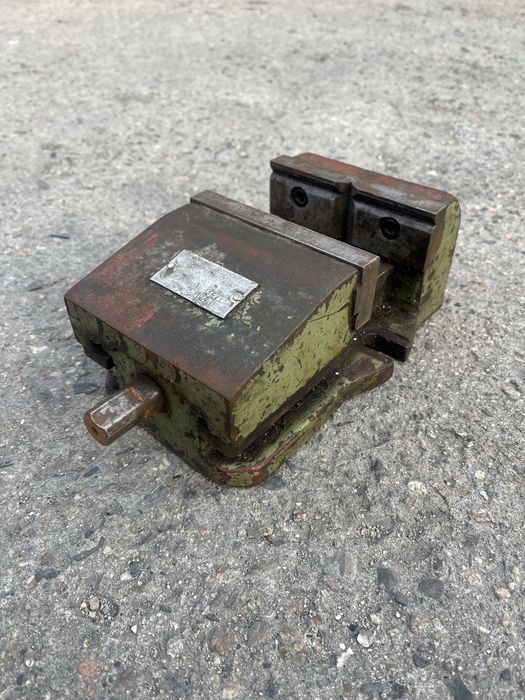 Менгеме шлосерско