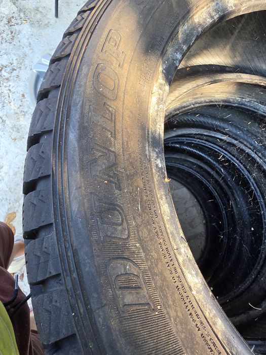 4 бр зимни 285/50/20 Dunlop