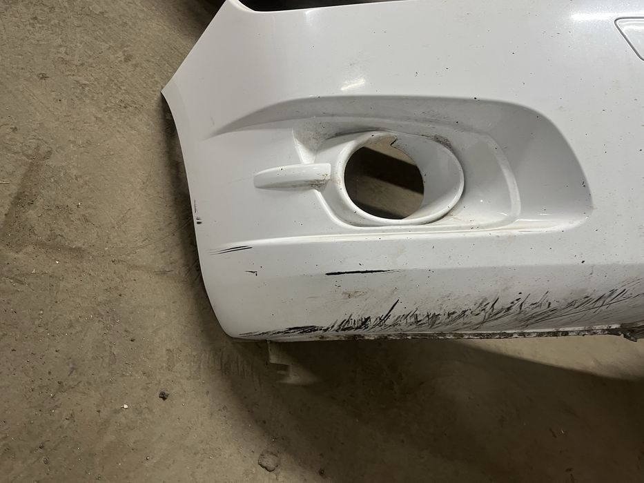 Продам бампера перед зад на кобальт