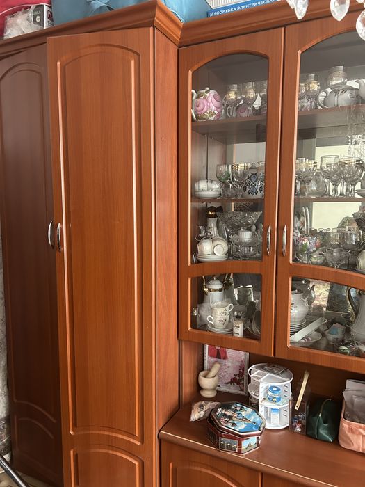 Стенка. Қонақ бөлме жиһазы