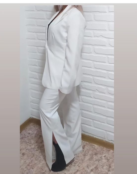 Костюм классический женский