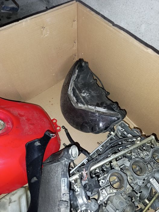 Части за Honda CBR 929