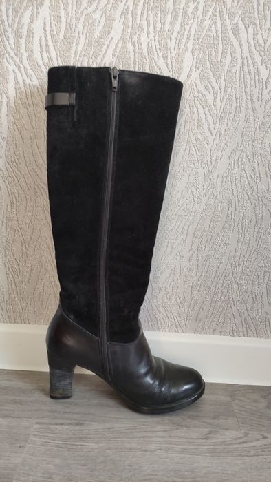 Продам зимние сапоги