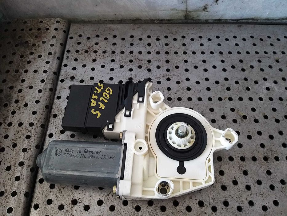 Motoras macara stanga spate vw golf 5 1k scurt 1k4839401c 1k0959703c