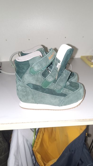 Ортопедические кроссовки