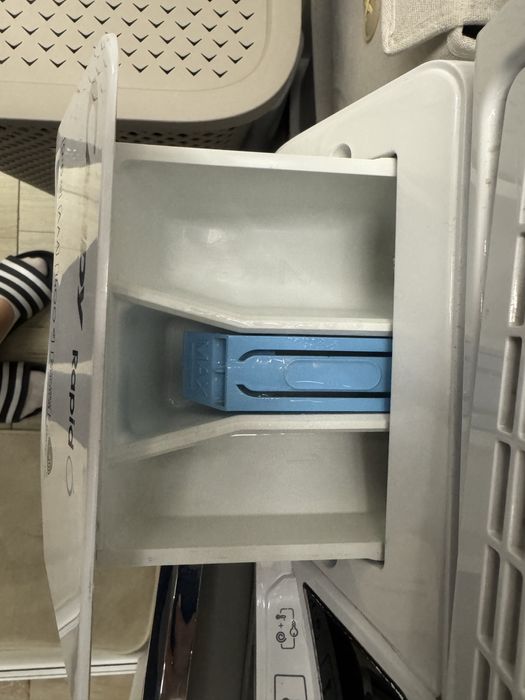 Пералня със сушилня