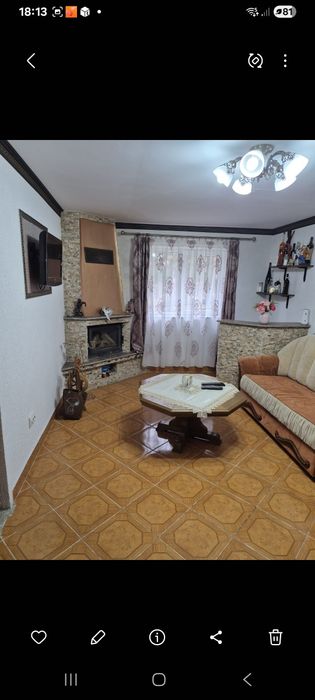 Casă de vânzare în Poiana marului