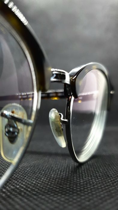 Se vinde rama ochelari RayBan, dioptrii
