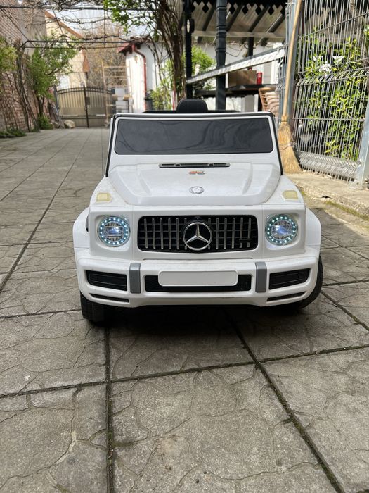 Masinuta electrica G class pentru  1  copil