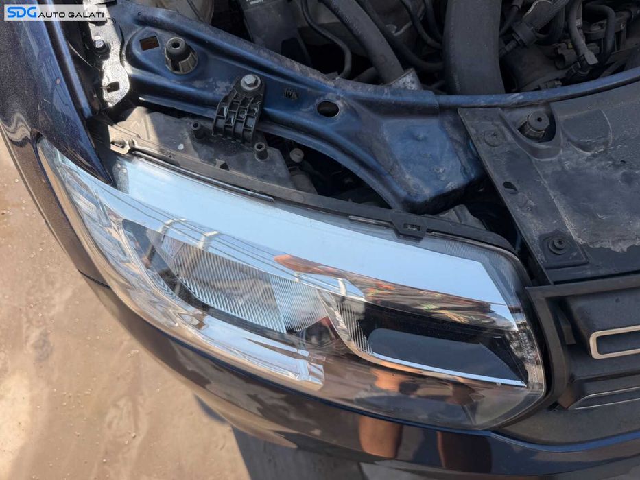 Far Faruri Dreapta Halogen Fara Lupa Dacia Logan 2 FL Facelift 2016 - 2020 [Q5619]