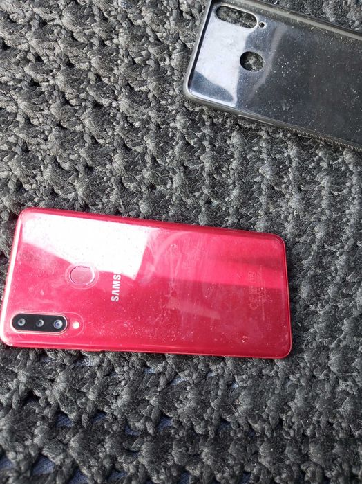Samsung a20s в хорошем состоянии