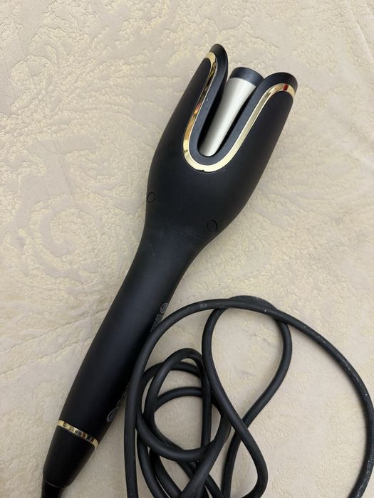 Плойка Philips полностью в рабочем состоянии.