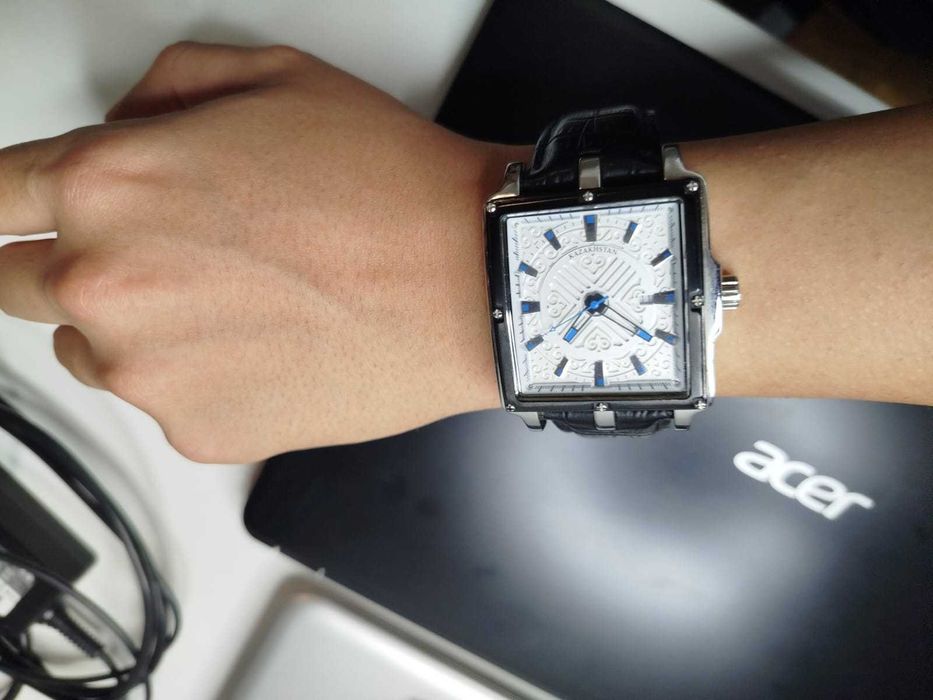 оригинальные часы Empire