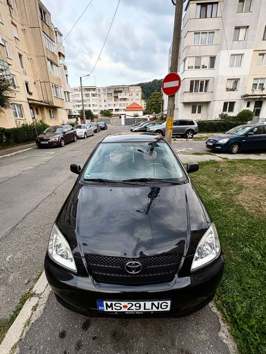 Vând Toyota Corolla, an 2004