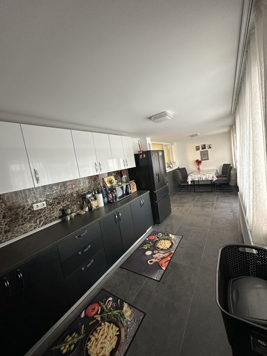 Vand ap cu 4 camere , particular, fara agentii.