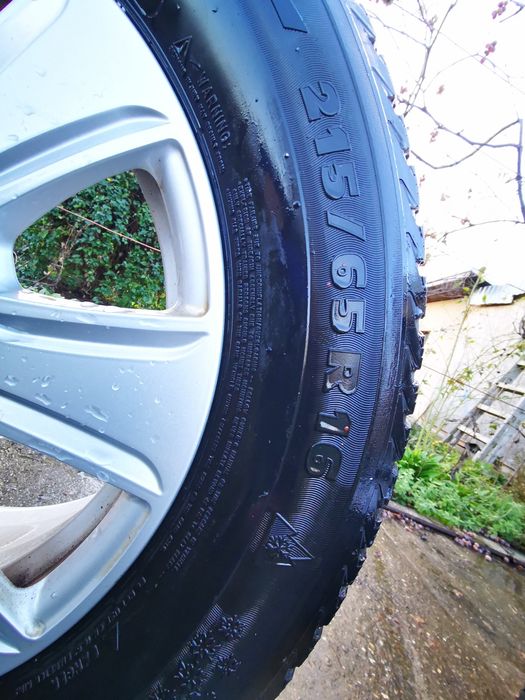 Roti iarna 215/65/R16 cu jante originale Audi