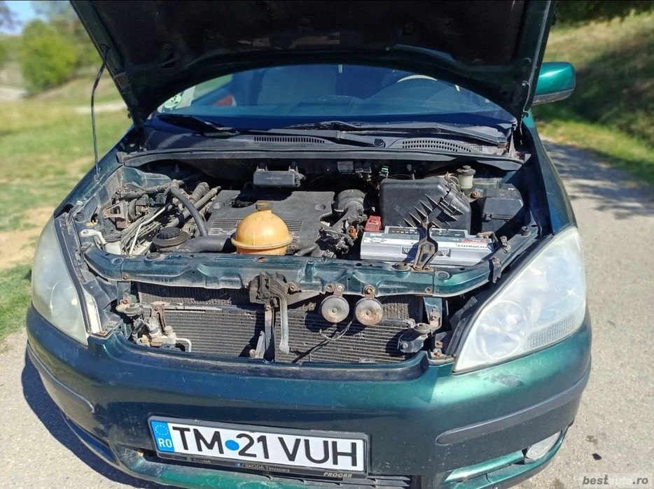 vand toyota avensis verso