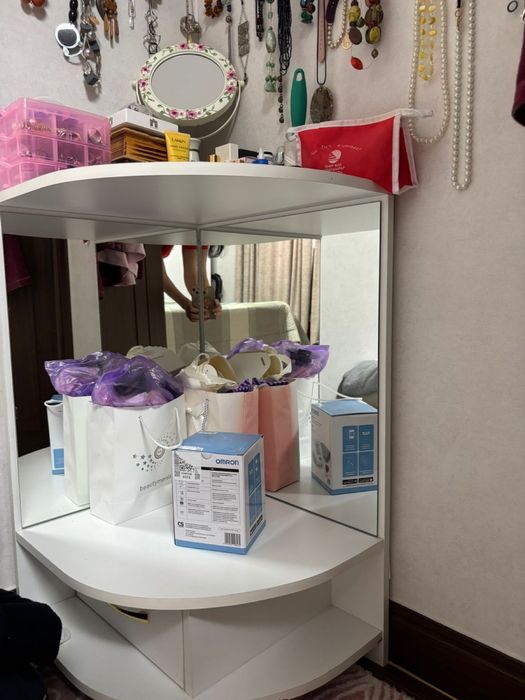 Спальный гарнитур