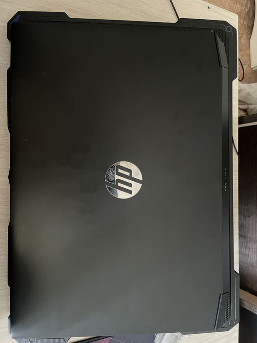 Игровой ноутбук HP pavilion
