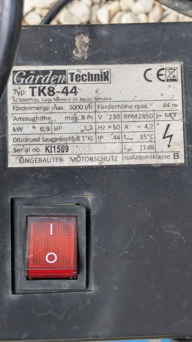 Pompa de suprafață din fontă presostat inclus