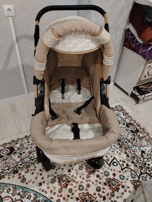 Детская коляска.