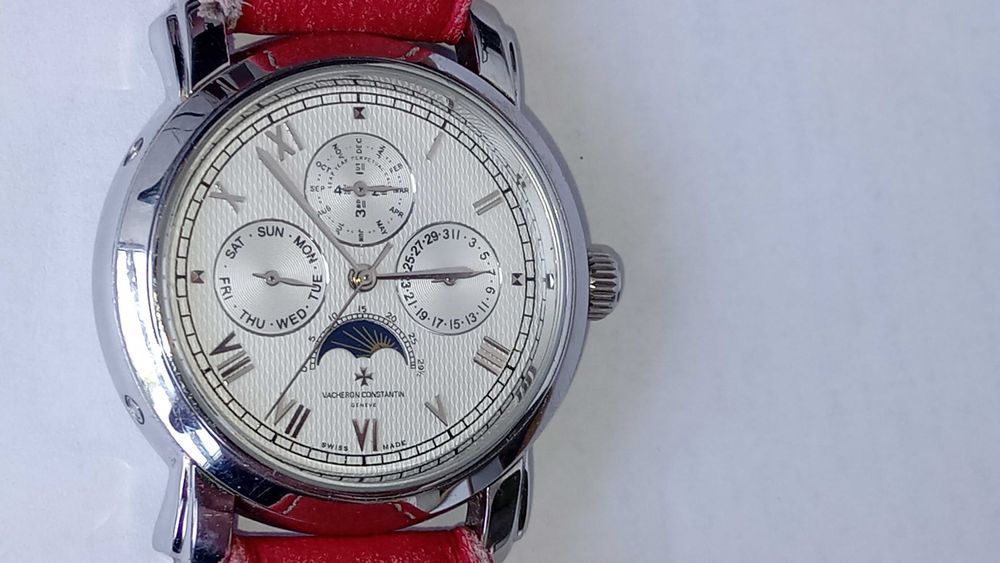 Часовник кварц черен