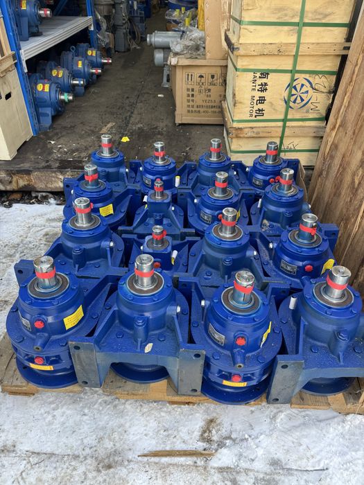 Редуктор Червячный Шнек Электродвигатель Груша Гитара цилиндрический