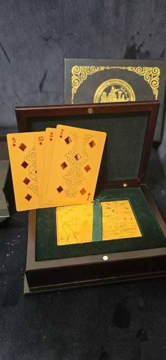 Позолоченные карты для подарка