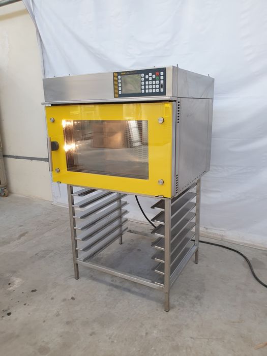 Професионален немски ковектомат Miwe airo 4.64 за закуски и сладки