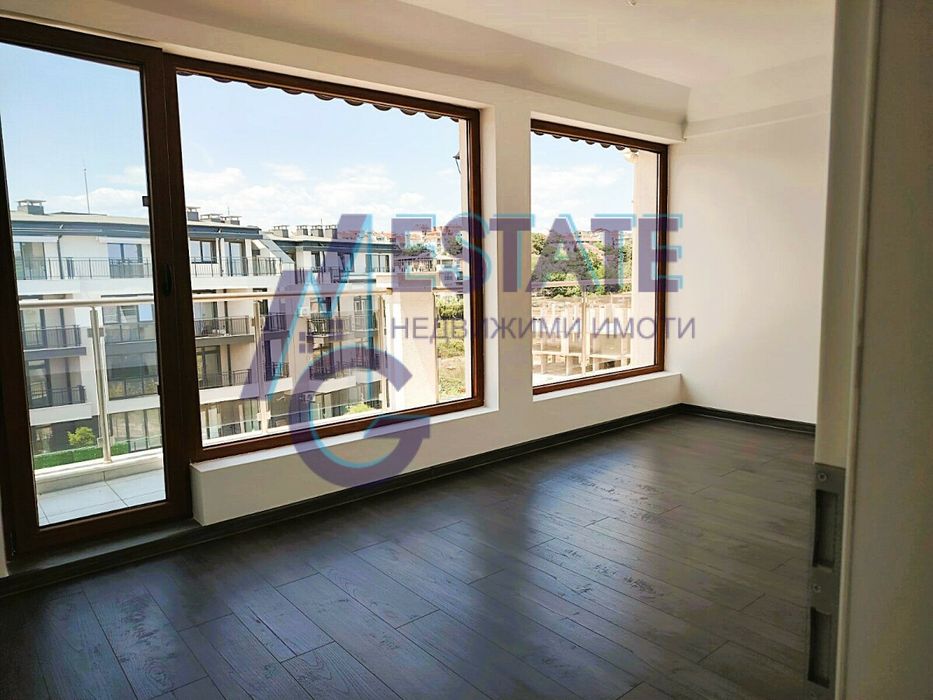 Продава се Тристаен апартамент в Созопол - 115 кв.м за 1522 €/кв.м - Снимка #6