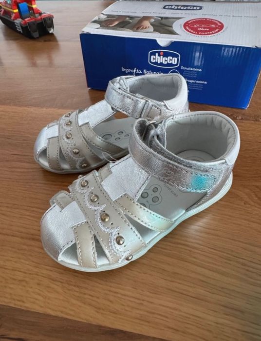 Sandale Chicco talpă flexibilă