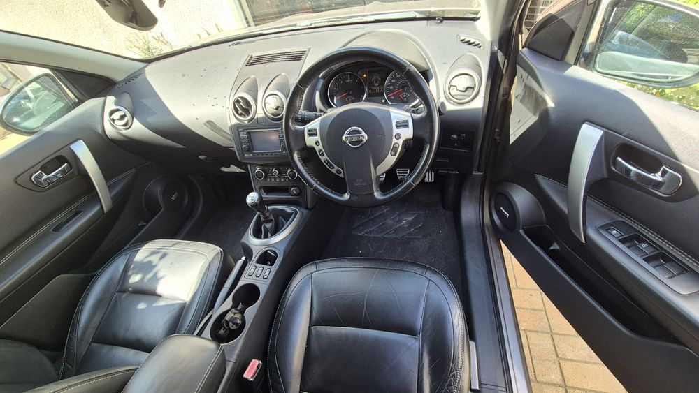 Dezmembrez Qashqai+2 Nissan Qashqai J10 1.5 dci piese Tekna piele Bose panoramic