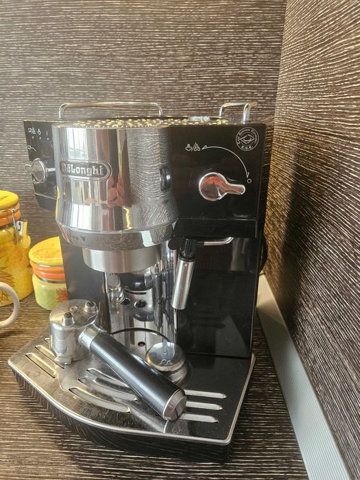 Кафе машина DeLonghi