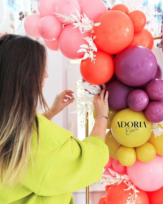 Decor tematic cu baloane pentru evenimente