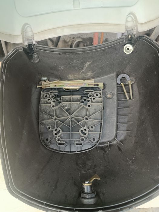 Кофр на мопед...