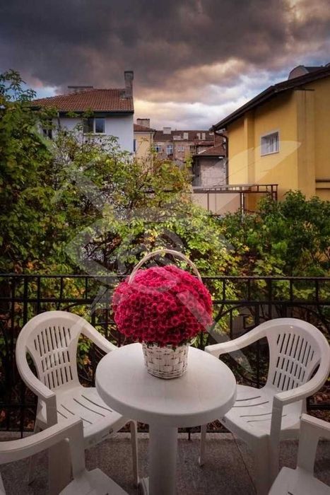 Продава се Къща в София, Център - 143 кв.м за 4546 €/кв.м - Снимка #8