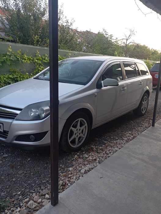 Vând Opel Astra h