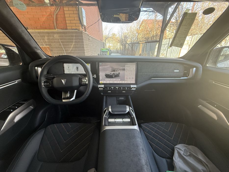 Продам  свежепригнаный Deepal G318