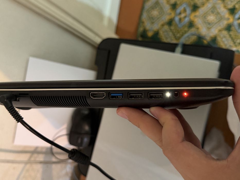 ASUS VivoBook X540U