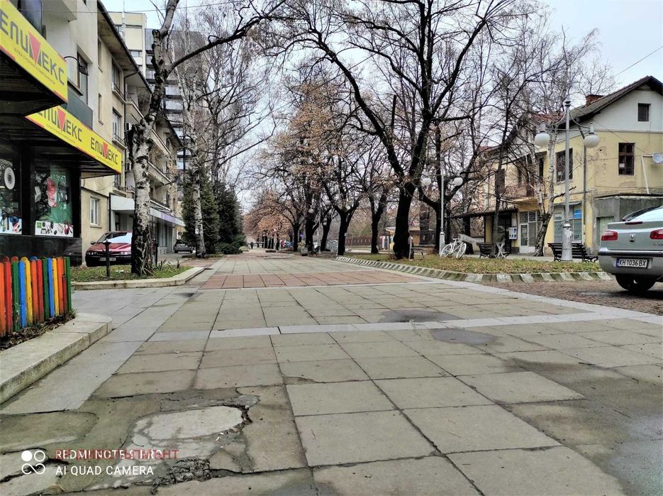 Продава се Тристаен апартамент в Кюстендил, Христо Ботев - 109 кв.м за 1200 €/кв.м - Снимка #16