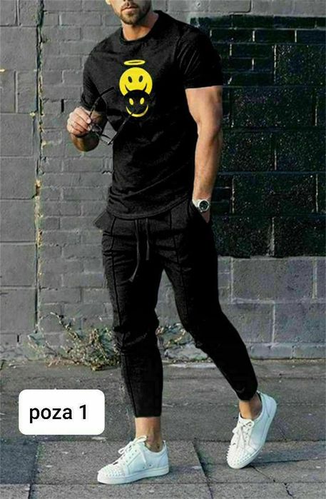 Compleu bărbați la oferta.