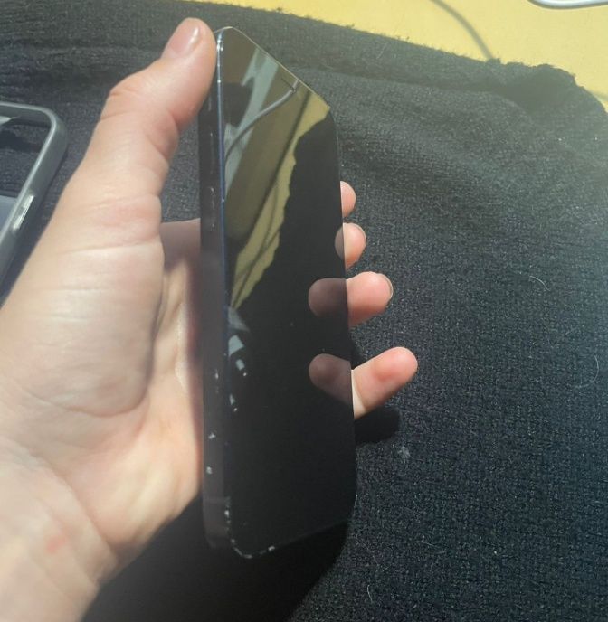 Айфон 12 мини ..