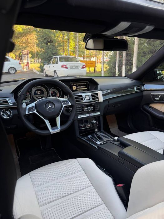 Mercedes Benz W212 E200