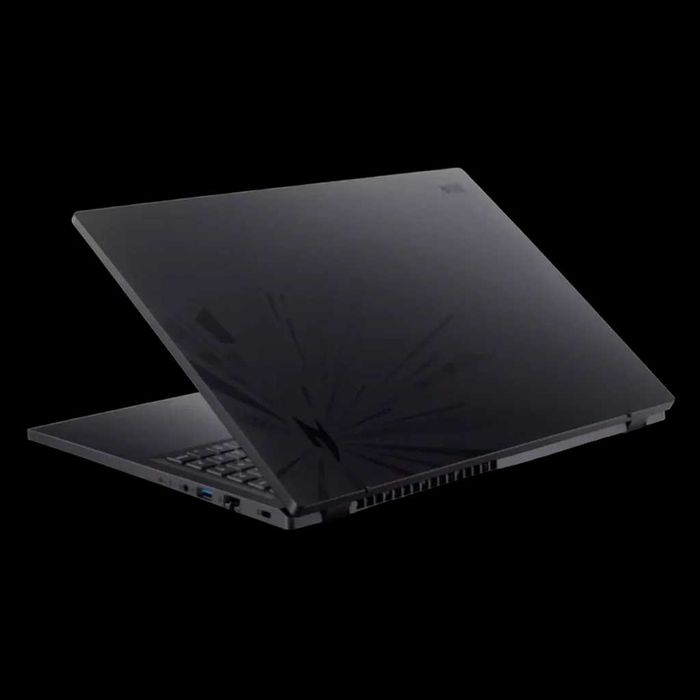 Acer Nitro Lite 16 ( i5-13420H/16 ddr 5\512 ssd\RTX4050 )