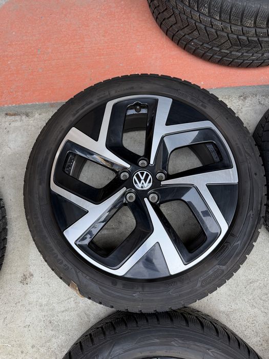 Roți originale VW ID.3 Wellington R19 215/50 R19 Goodyear iarnă Ca Noi