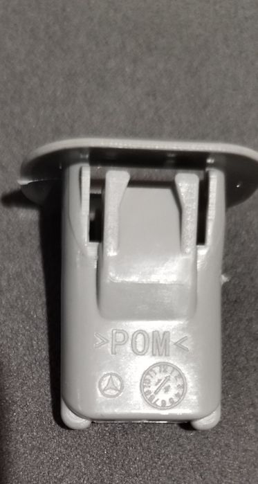 Щипки за задна седалка Ауди Опел Мерцедес audi opel mercedes шевролет